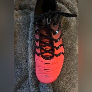 Nike air max plus men’s only worn once